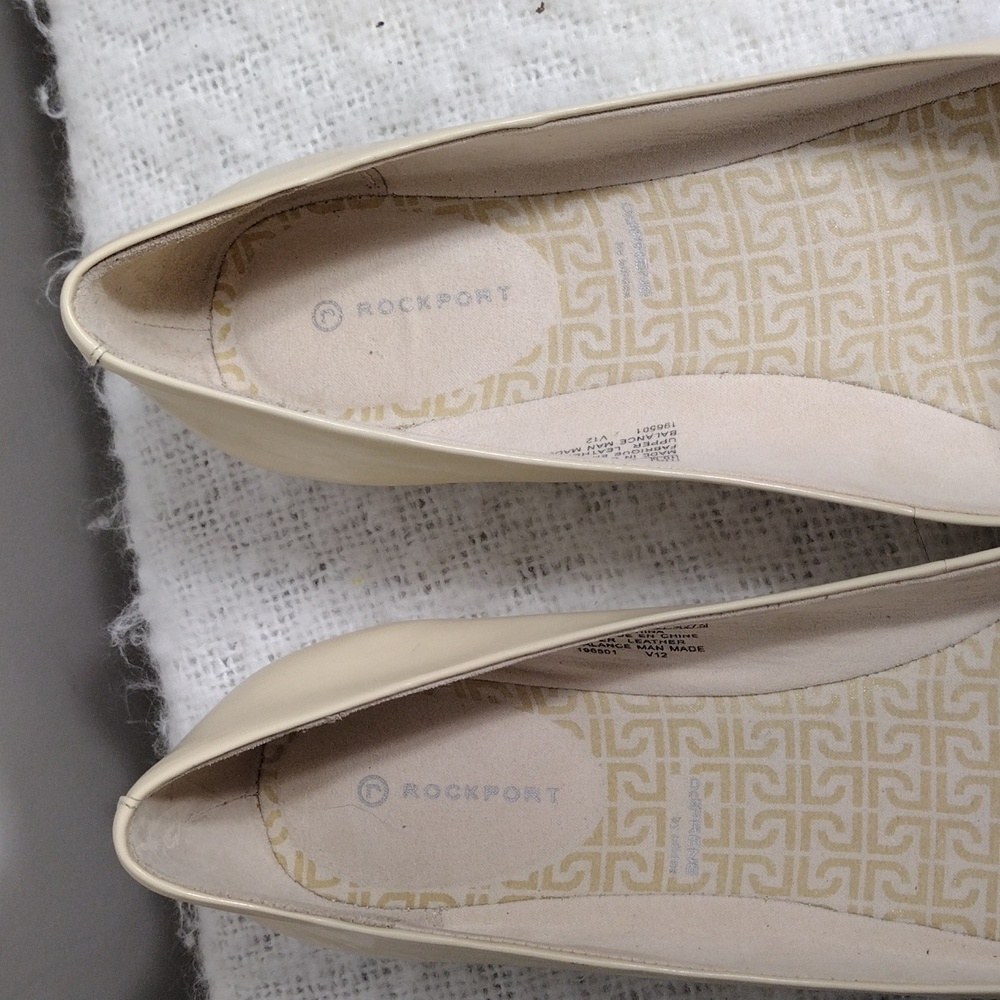NWOT Rockport Ashika Scooped ballet flat size 10.5M  in beige - Picture 3 of 14